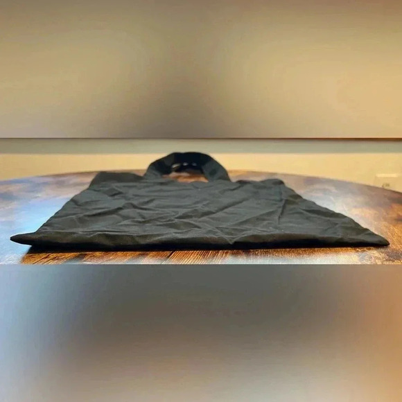 Q-TEES | Beyond Van Gogh The Immersive Experience tote bag. - Picture 6 of 10